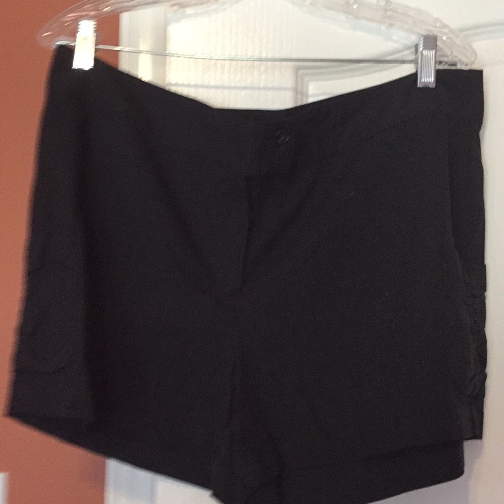 Ladies shorts